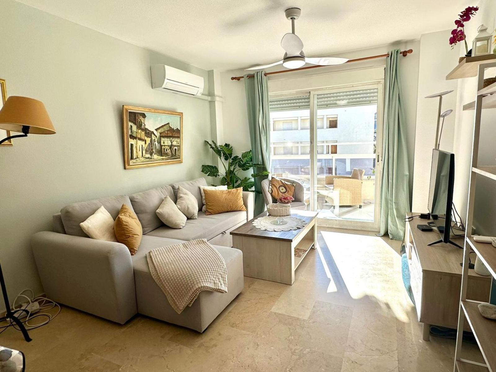 Luminoso Y Acogedor Apartamento En Albir 알비르 외부 사진